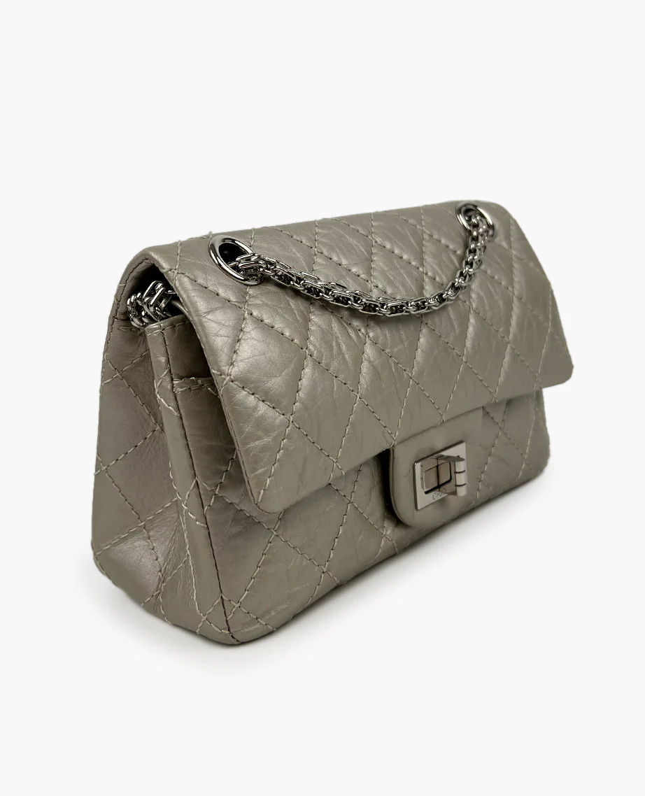 Chanel Silver Quilted 2.55 Reissue Flap Bag SHW - Image 6