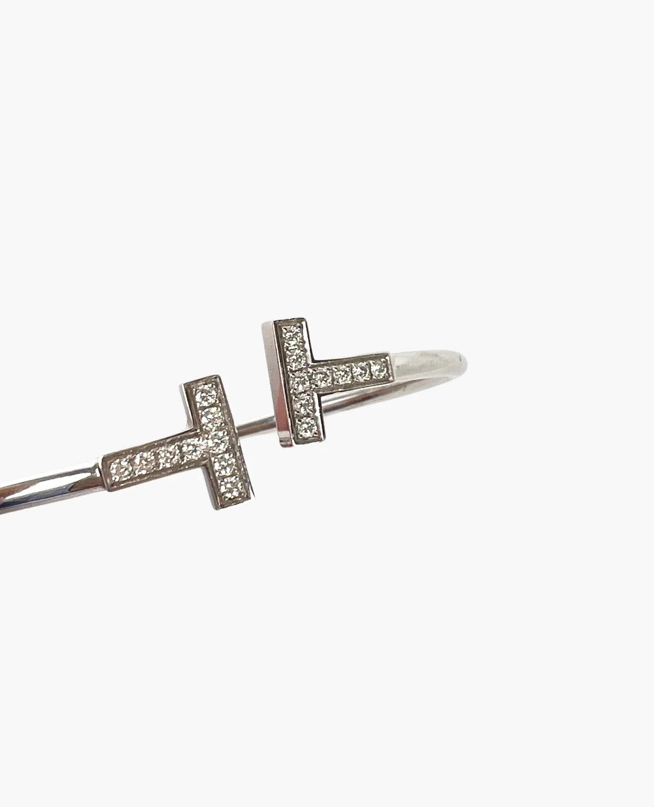 Tiffany and Co Diamond Wire Bracelet in White Gold - Image 4